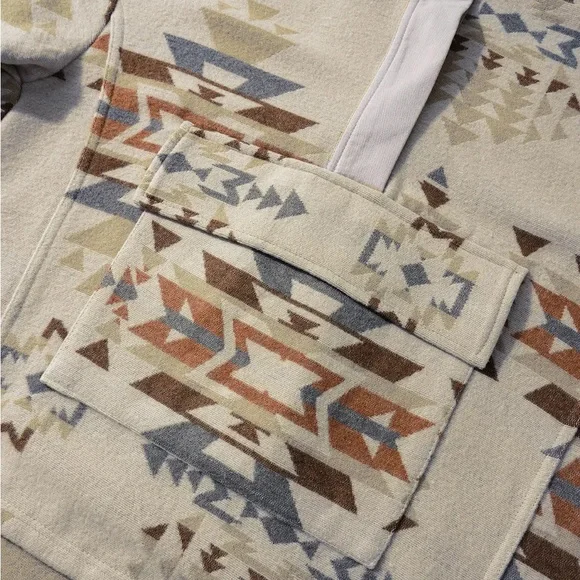 Cozy Beige Geometric Collared Neck Long Sleeve Sweatshirt